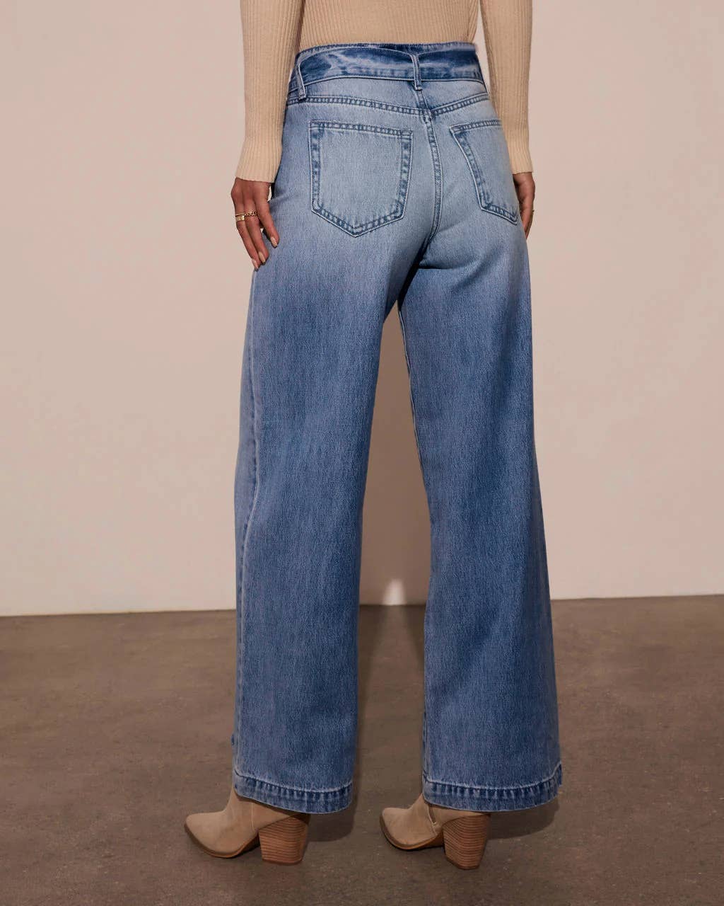 Vintage High-Waisted Wide-Leg Jeans