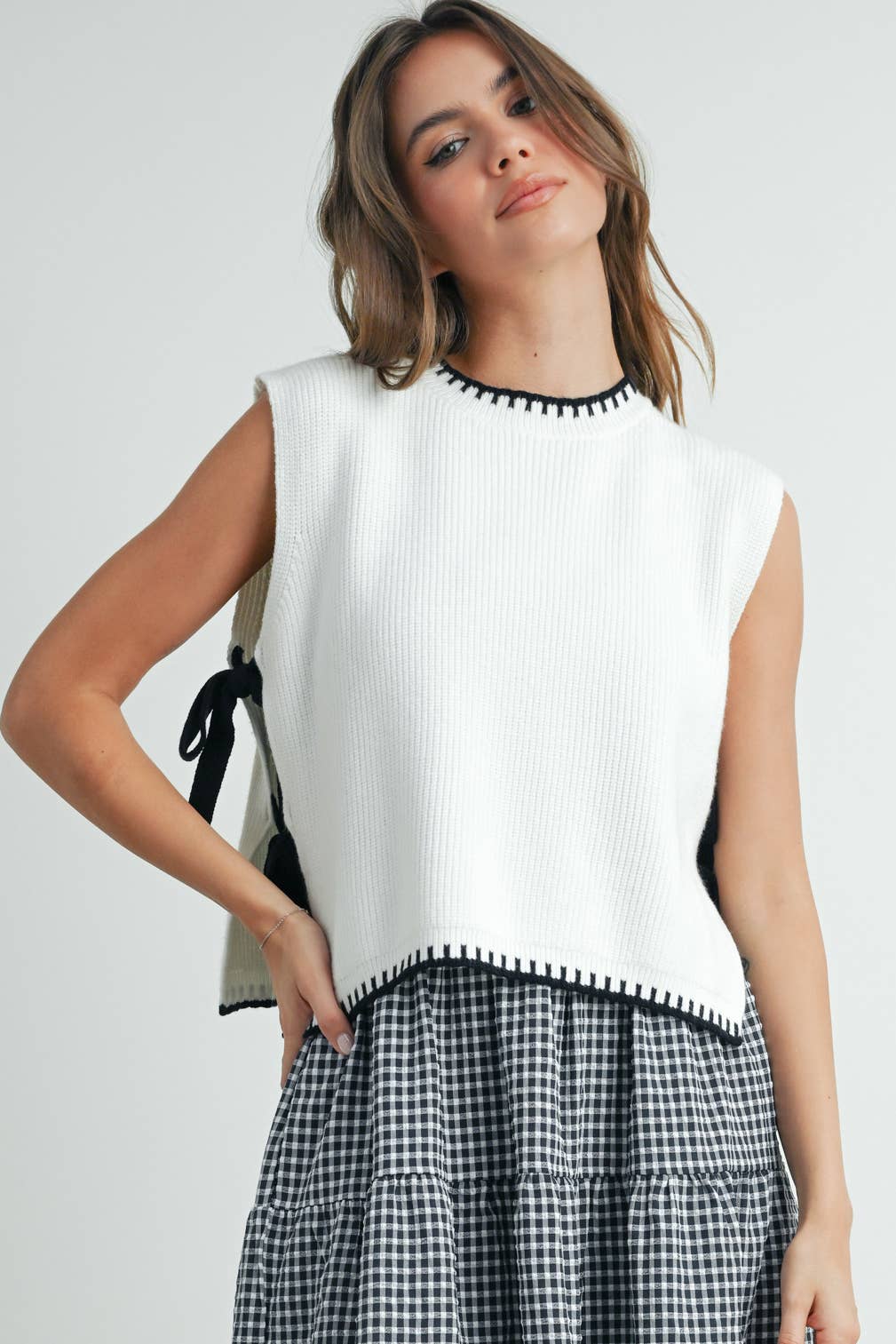 Mock Neck Sleeveless Sweater