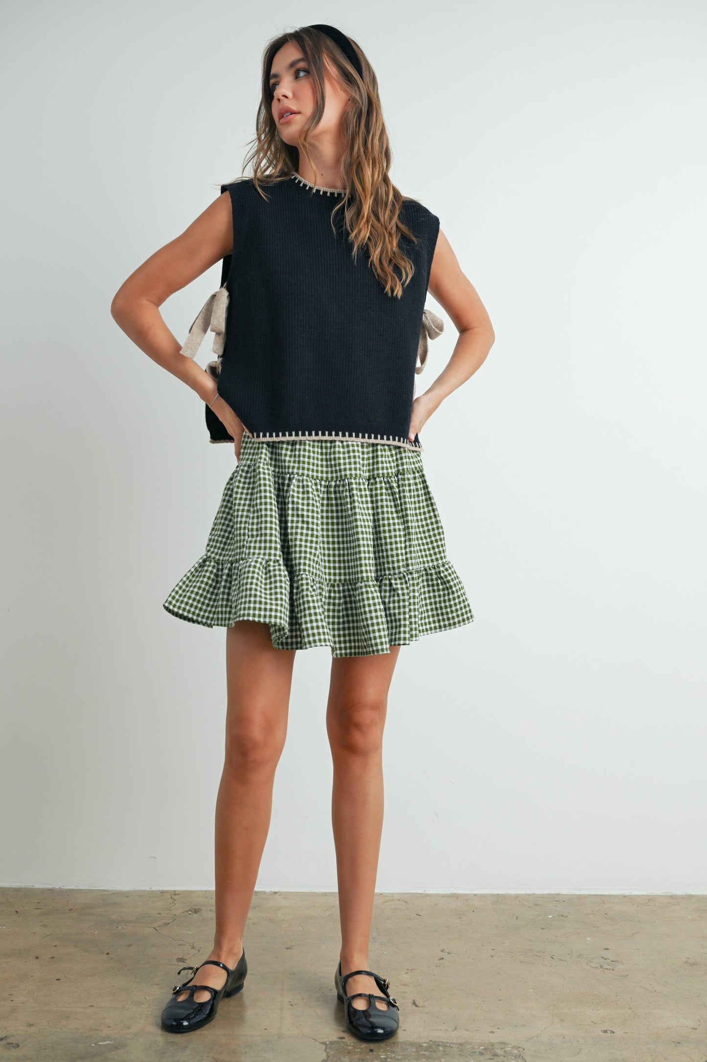 Mock Neck Sleeveless Sweater