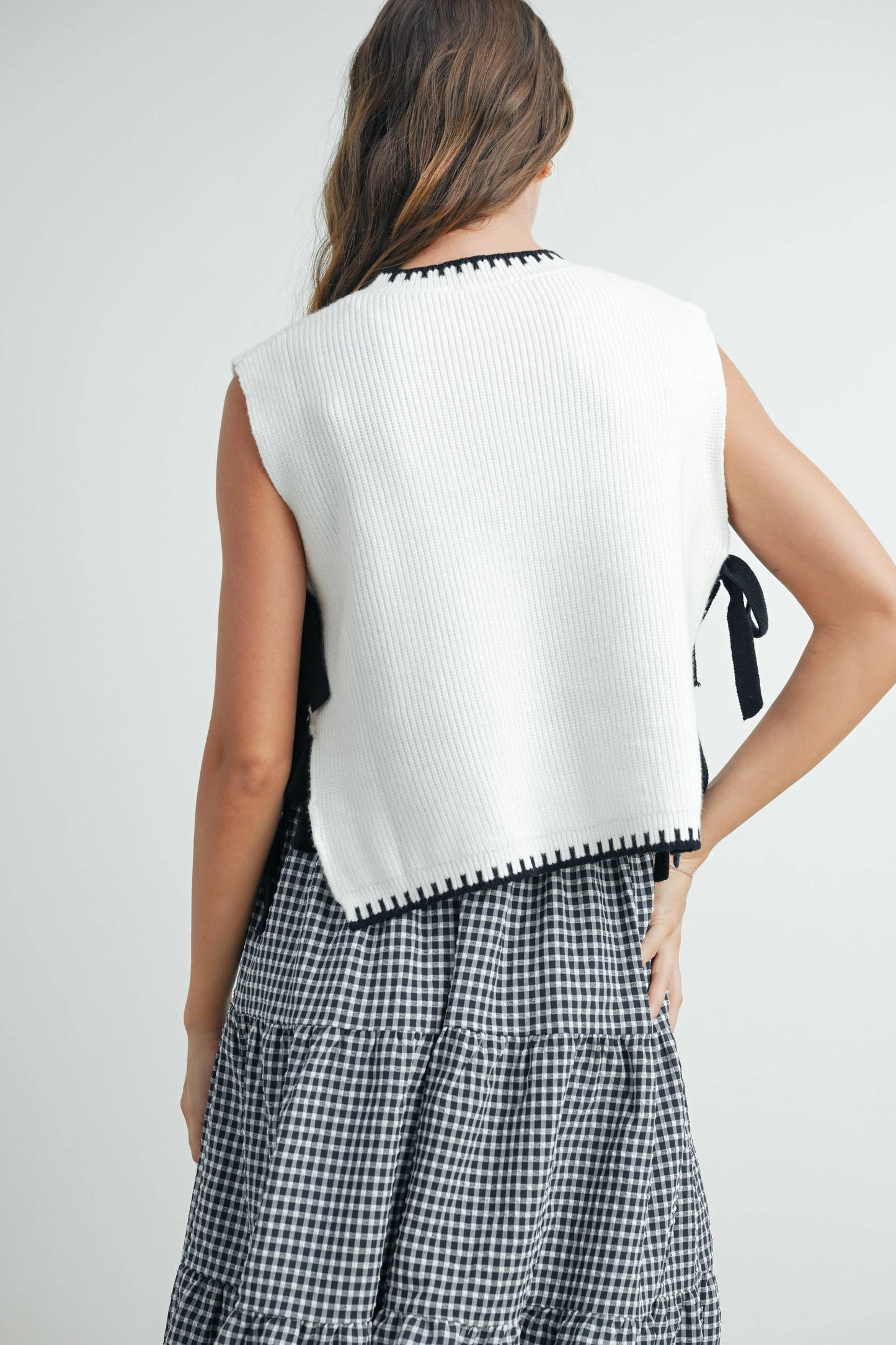 Mock Neck Sleeveless Sweater