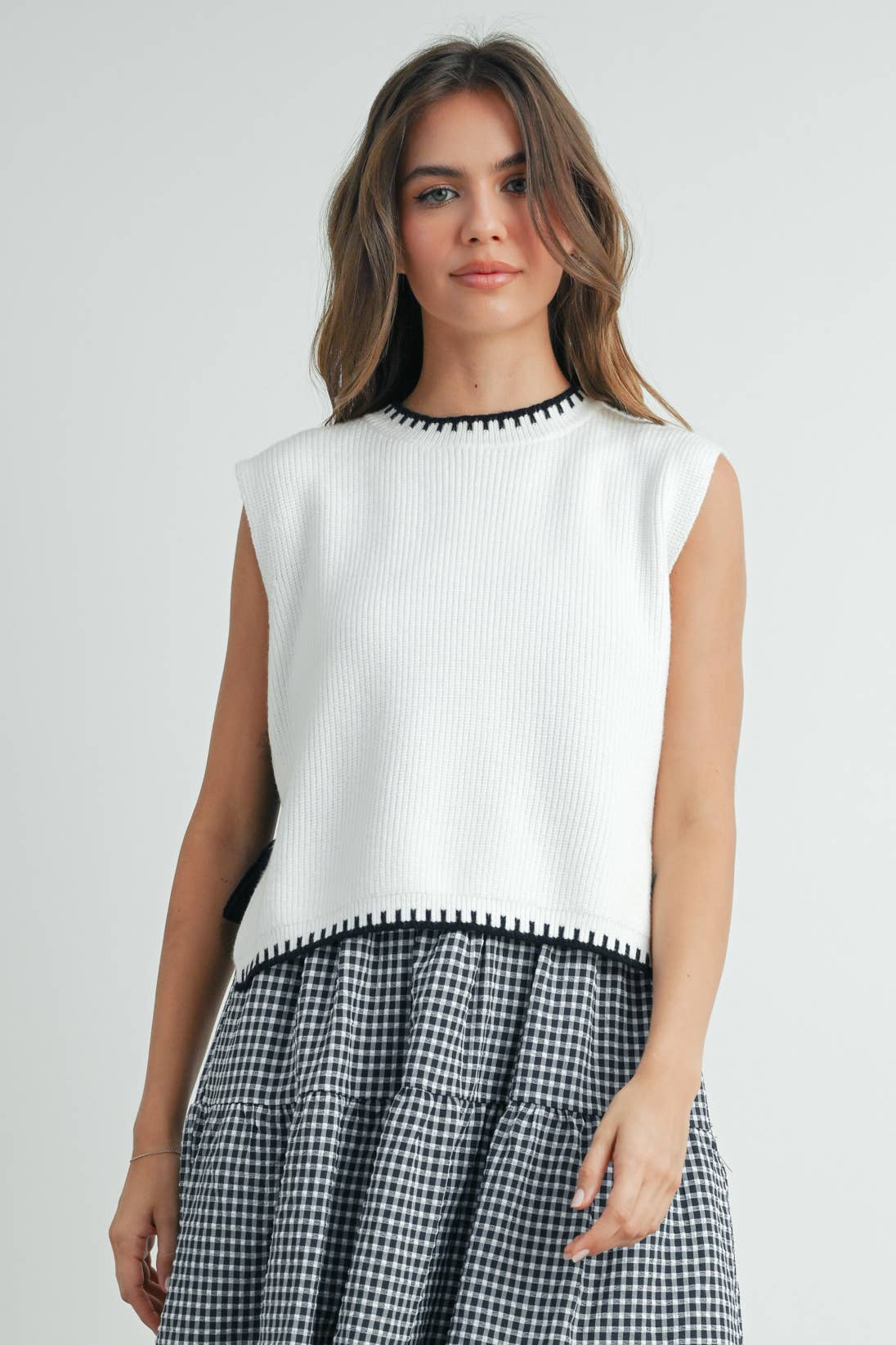 Mock Neck Sleeveless Sweater